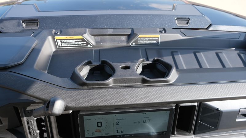 NEW 2026 CAN-AM DEFENDER MAX LONE STAR HD11 Image 9