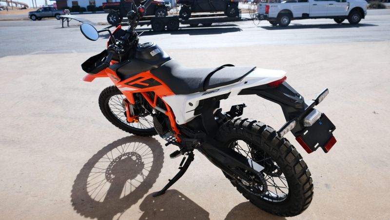 NEW 2025 KTM 390 ENDURO R Image 5