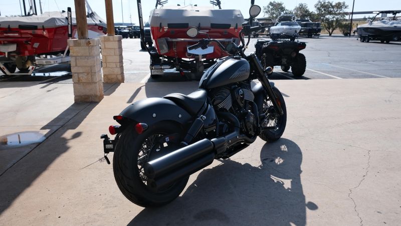 NEW 2026 INDIAN MOTORCYCLE CHIEF BOBBER DARK HORSE Image 3