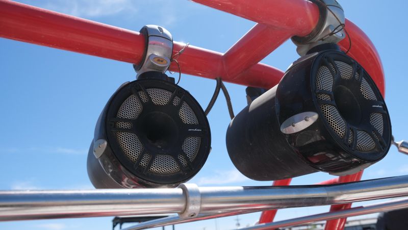 USED 2011 SANGER V 23 XTZ Image 17