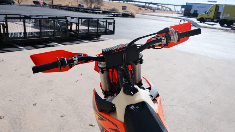 NEW 2027 KTM 250 XC Image 6