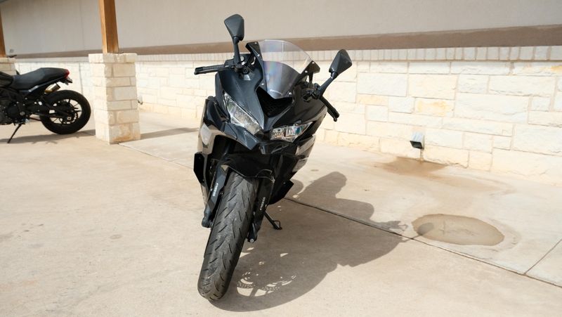 USED 2024 KAWASAKI NINJA ZX4R ABS Image 8
