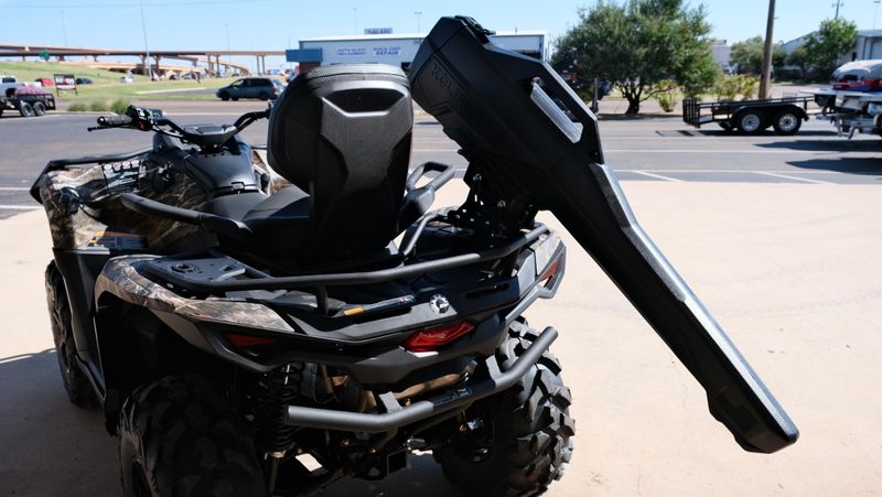 NEW 2026 CAN-AM OUTLANDER MAX PRO HUNTING EDITION HD7 Image 6