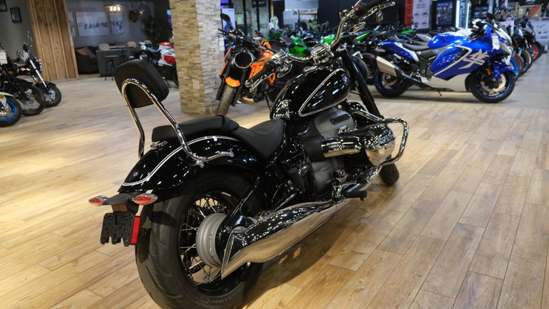 USED 2021 BMW R18 Image 2