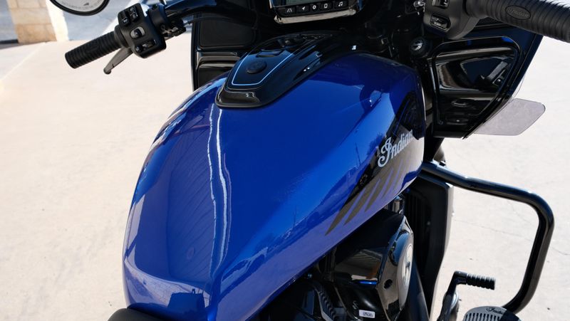 NEW 2026 INDIAN MOTORCYCLE CHALLENGER DARK HORSE Image 18