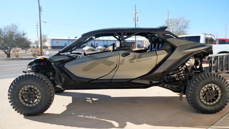 NEW 2026 CAN-AM MAVERICK R MAX X RC 999T DCT Image 5