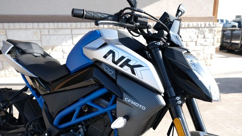 NEW 2026 CFMOTO 300NK Image 10