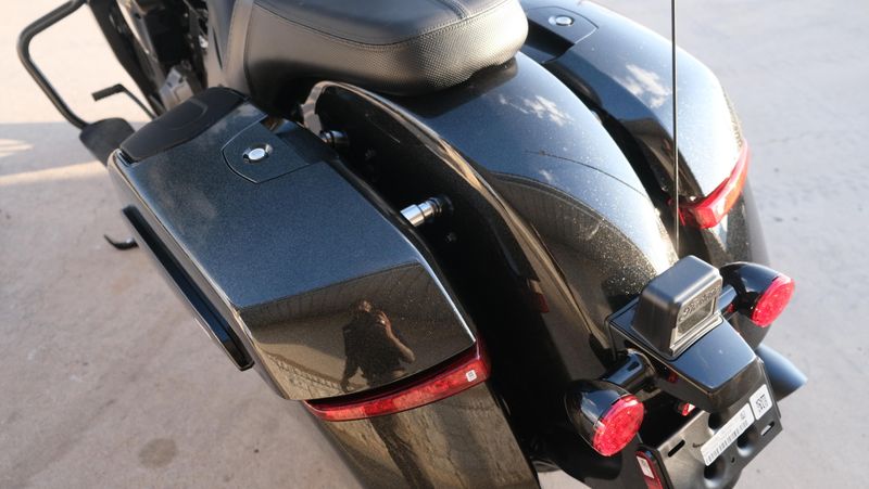 NEW 2026 INDIAN MOTORCYCLE CHALLENGER DARK HORSE WITH 112 AND AUDIO PACKAGE Image 14