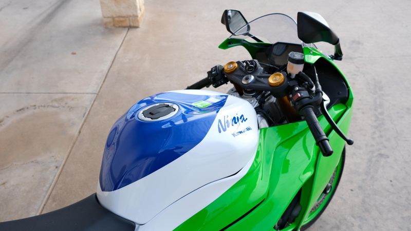 USED 2024 KAWASAKI NINJA ZX6R ABS Image 9