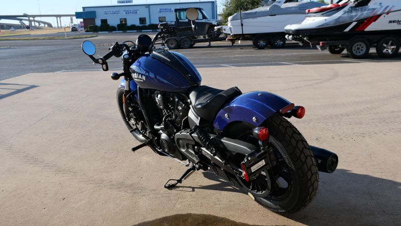 NEW 2025 INDIAN MOTORCYCLE SCOUT BOBBER LIMITED WITH TECHNOLOGY PACKAGE Image 5