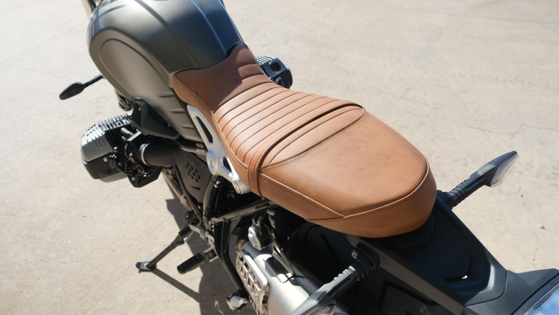 USED 2023 BMW R NINET PURE Image 14