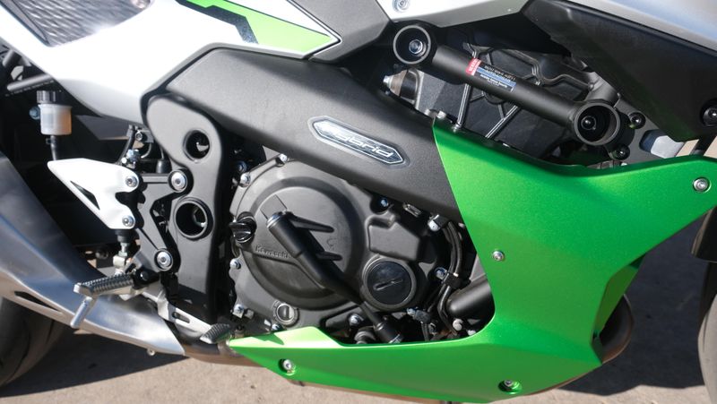 USED 2024 KAWASAKI NINJA 7 HYBRID ABS Image 12