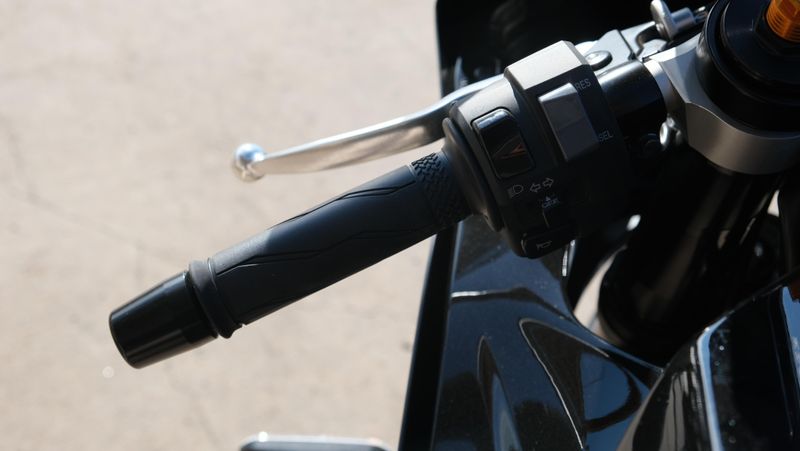 NEW 2025 YAMAHA YZFR7 Image 17