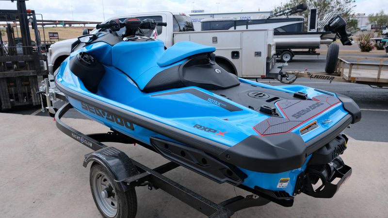 NEW 2026 SEADOO RXP-X 325 WITH SOUND SYSTEM Image 5