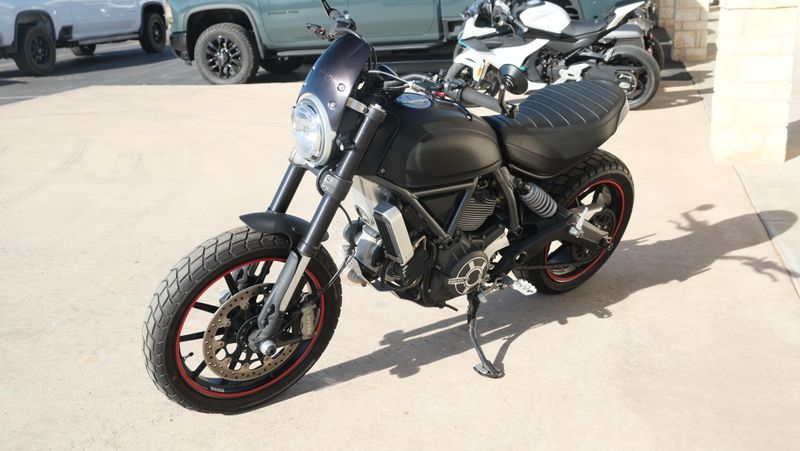 USED 2016 DUCATI SCRAMBLER FLAT TRACK PRO Image 7