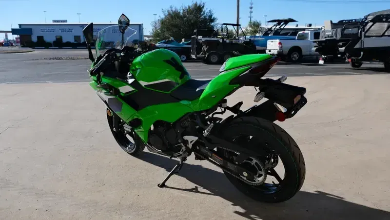 NEW 2026 KAWASAKI NINJA 500 SE ABS Image 5