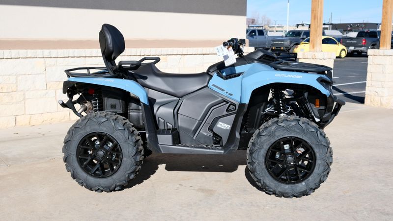 NEW 2026 CAN-AM OUTLANDER MAX XT 700 Image 2