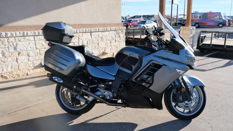 USED 2008 KAWASAKI CONCOURS 14 Image 2