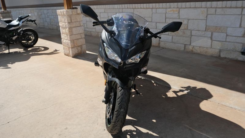 USED 2023 KAWASAKI NINJA 400 ABS Image 8