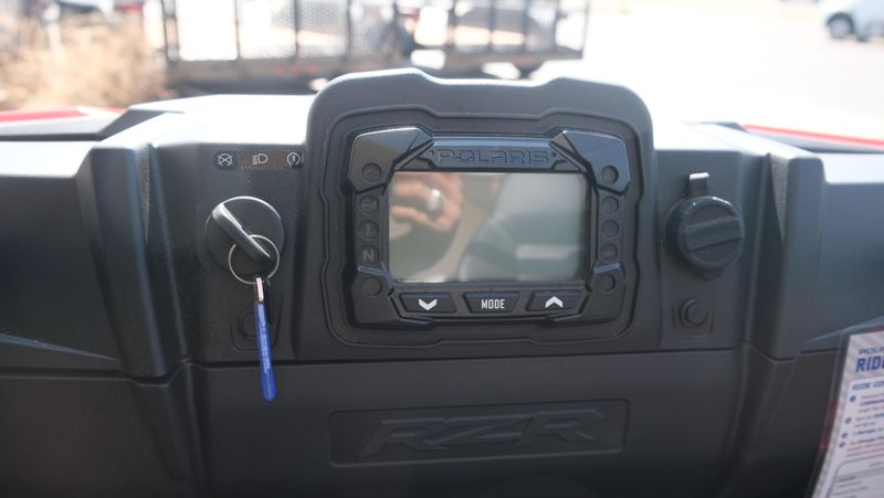 NEW 2026 POLARIS RZR 200 EFI Image 17