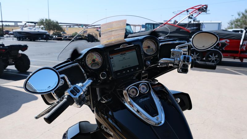 NEW 2025 INDIAN MOTORCYCLE ROADMASTER ELITE Image 24