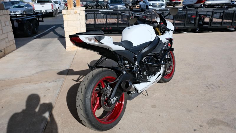USED 2024 SUZUKI GSXR750 Image 3
