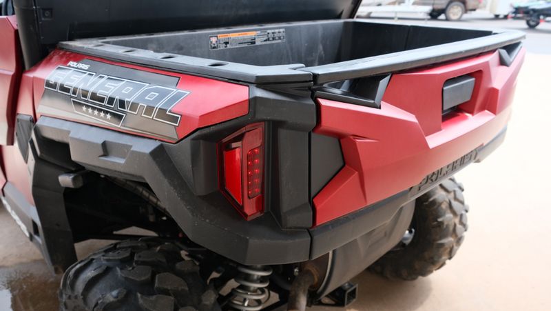 2018 Polaris GENERAL RC MATTE SUNSET RED 1000 EPS Ride Command EditionImage 12