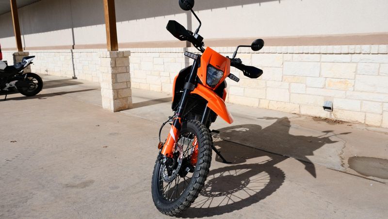 NEW 2026 KTM 390 ENDURO R Image 8