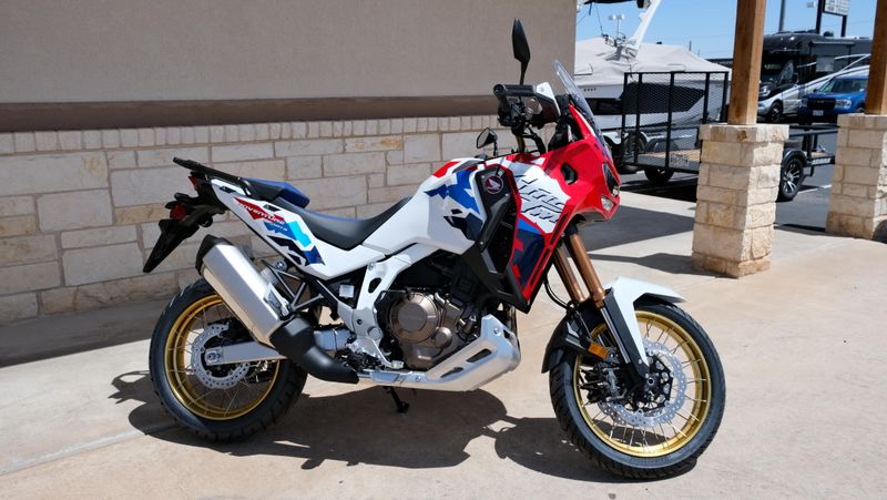 NEW 2026 HONDA AFRICA TWIN ADVENTURE SPORTS ES Image 2