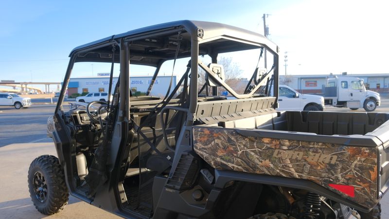 USED 2026 CAN-AM SSV DEF MAX XT 65 HD11 CAMO Image 5