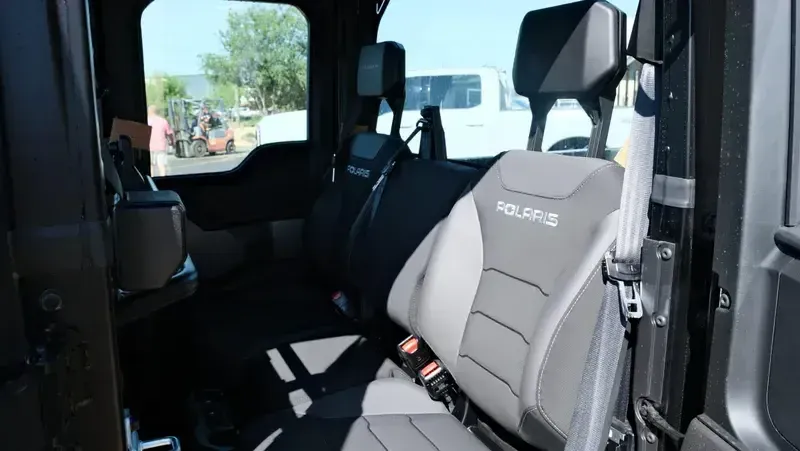 NEW 2026 POLARIS RANGER CREW XD 1500 NORTHSTAR EDITION PREMIUM Image 17