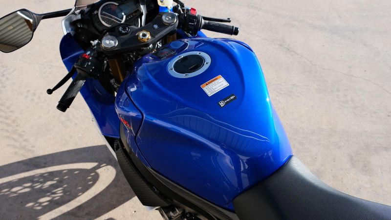 NEW 2026 SUZUKI GSXR750Z 40TH ANNIVERSARY EDITION Image 15