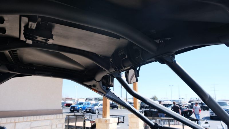 NEW 2026 CAN-AM MAVERICK R X RC 999T DCT Image 13