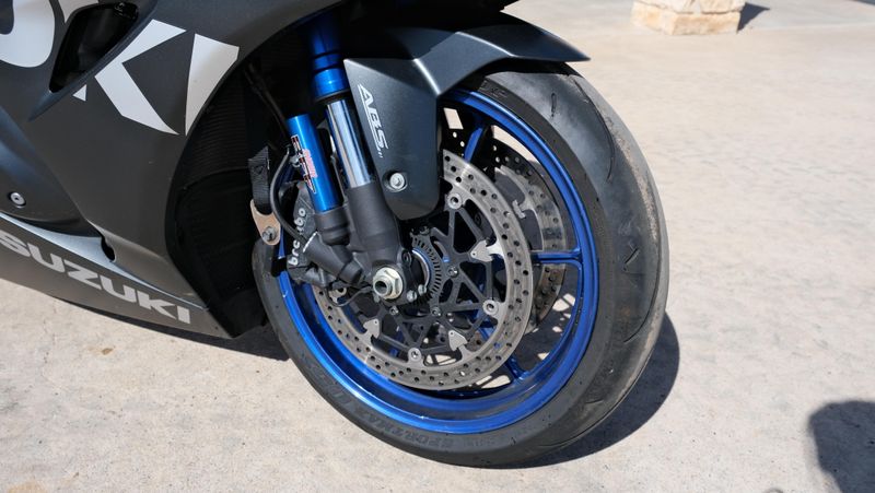 USED 2018 SUZUKI GSX250R Image 12