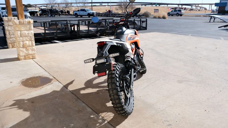 NEW 2026 KTM 390 ENDURO R Image 4