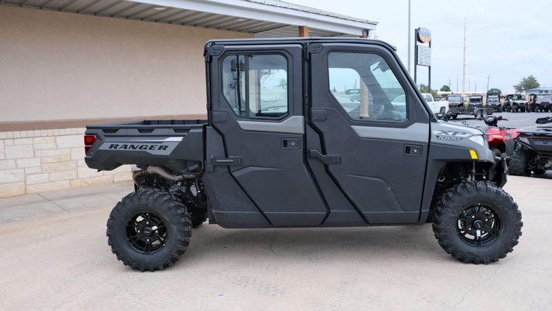 NEW 2027 POLARIS RANGER CREW XP 1000 CAB Image 2