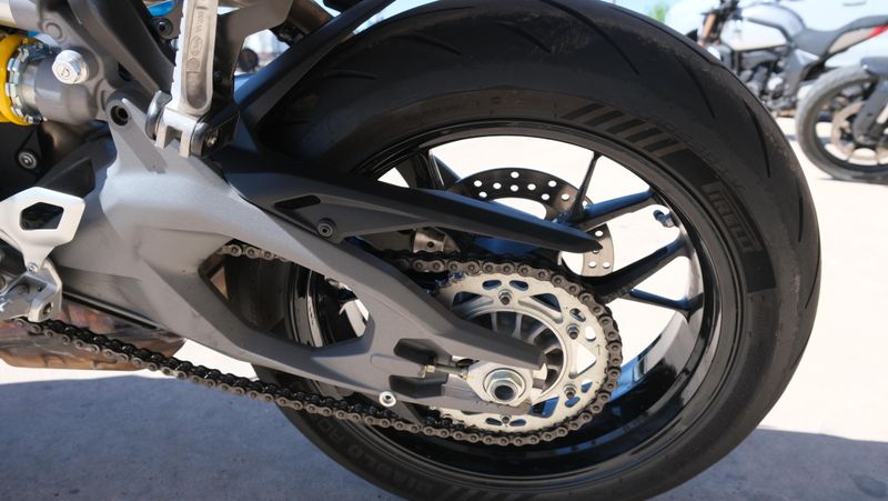 USED 2026 DUCATI PANIGALE V2 Image 17