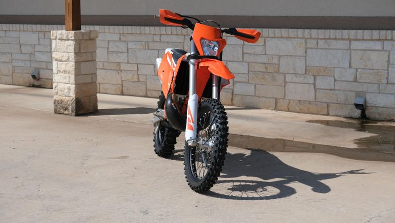 USED 2023 KTM XC 250 W Image 3
