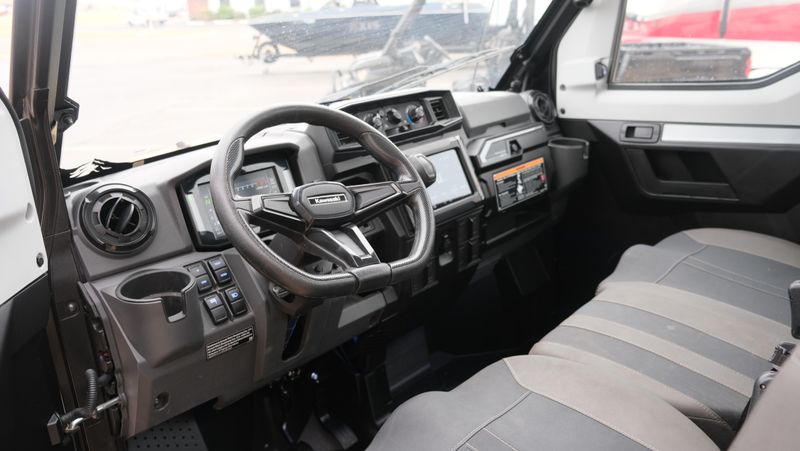 USED 2024 KAWASAKI RIDGE LIMITED METALLIC SHADOW GOLD Image 16