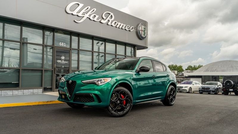 2023 Alfa Romeo Stelvio Quadrifoglio Awd