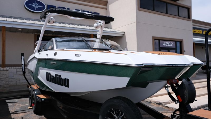 NEW 2026 MALIBU WAKESETTER 24 MXZ Image 6