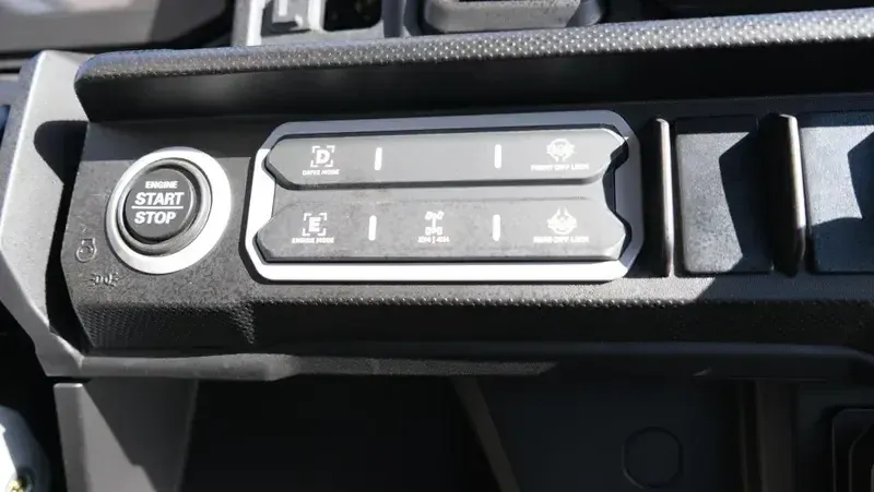 NEW 2026 CAN-AM DEFENDER MAX LONE STAR HD11 Image 21