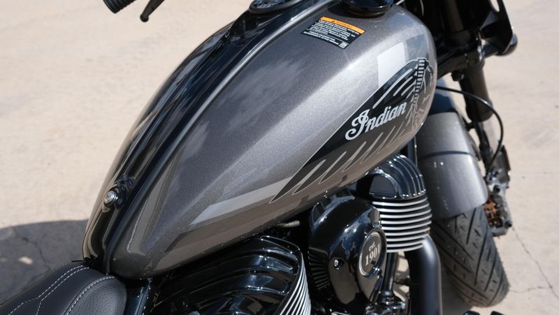 NEW 2025 INDIAN MOTORCYCLE SPORT CHIEF RT Image 17