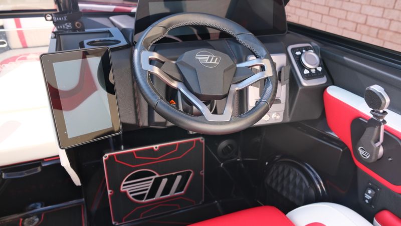 2025 MALIBU WAKESETTER 25 LSV  in a RED-BLACK-WHITE exterior color. Family PowerSports (877) 886-1997 familypowersports.com 