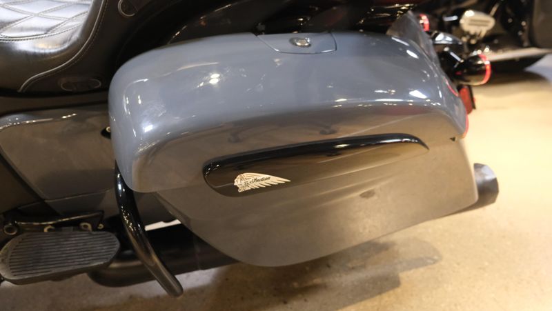 USED 2023 INDIAN MOTORCYCLE PURSUIT DARK HORSE PREM STEALTH GRAY Image 13