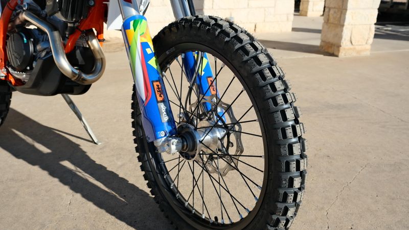 NEW 2026 KTM 500 EXCF 6 DAYS Image 12