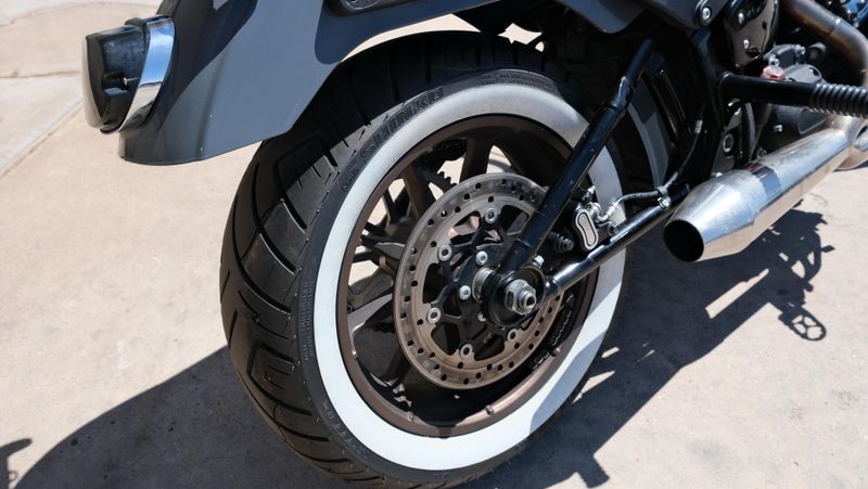 USED 2022 HARLEY SOFT TAIL LOWRIDER S Image 12