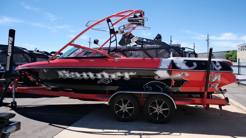 USED 2011 SANGER V 23 XTZ Image 1