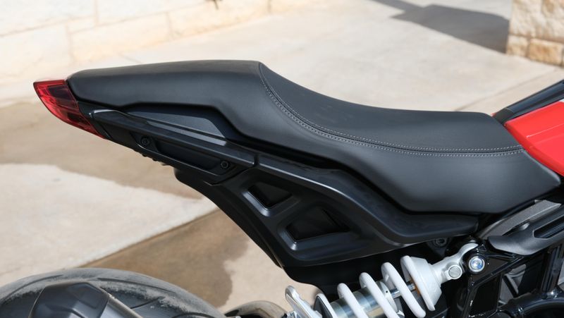 NEW 2024 INDIAN MOTORCYCLE INDIAN FTR Image 13