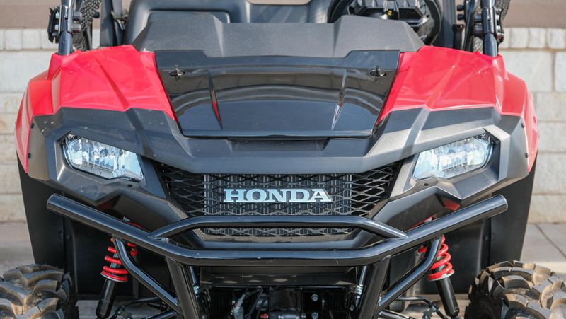 2025 Honda PIONEER 700 HERO REDImage 8